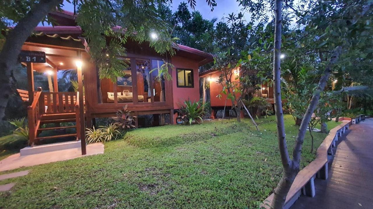 บ้านสวนในฝัน-ตลาดน้ำท่าคา Samut Songkhram Exterior photo